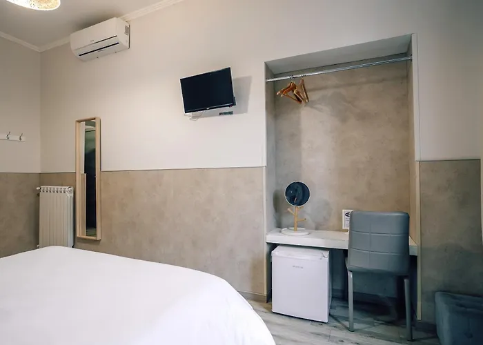 Walker 4* Rome